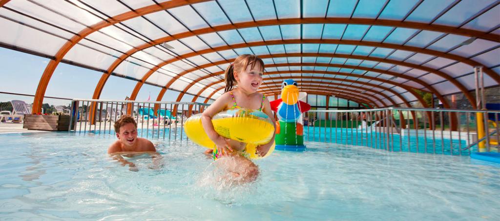 piscine intérieure domaine de litteau